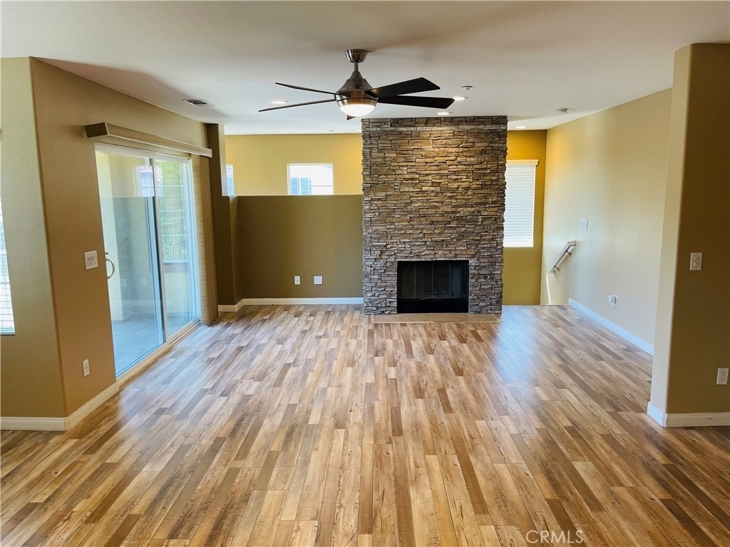 1351 Isabella Way - Photo 6