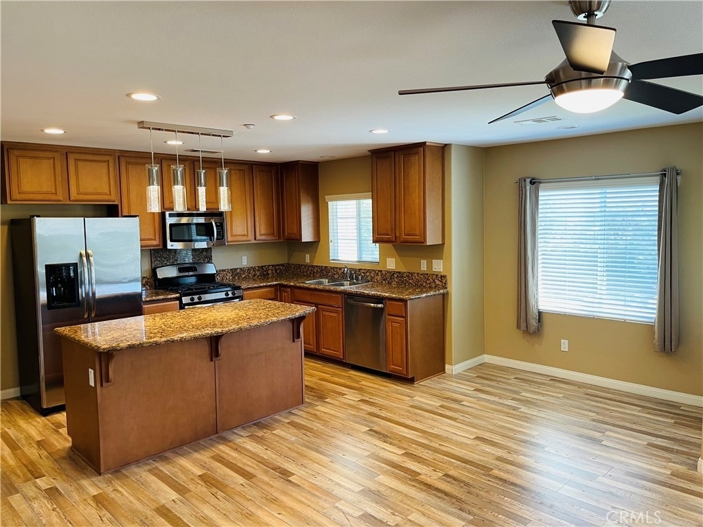1351 Isabella Way - Photo 10