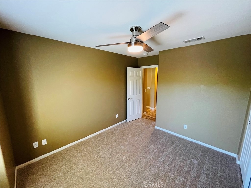 1351 Isabella Way - Photo 17