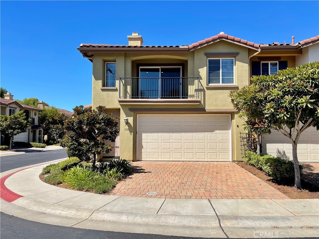 1351 Isabella Way - Photo 1