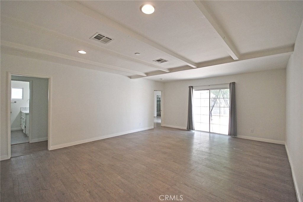 10622 Zelzah Avenue - Photo 12