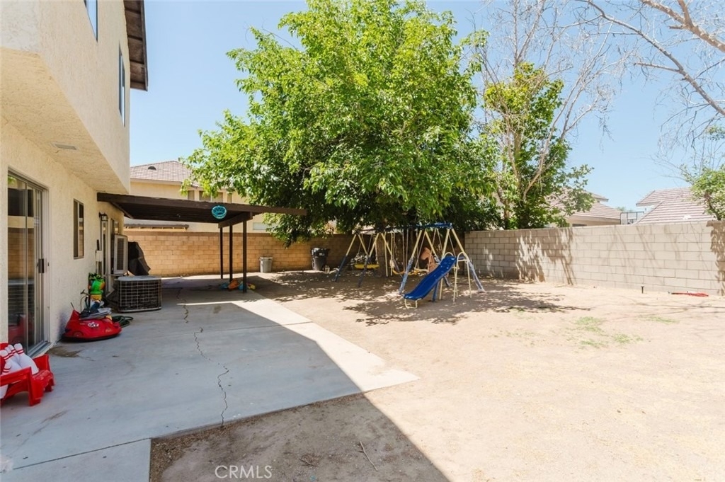 45041 Colleen Drive - Photo 17