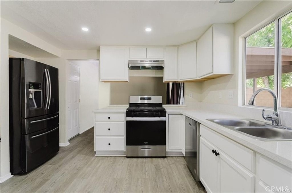 45041 Colleen Drive - Photo 2