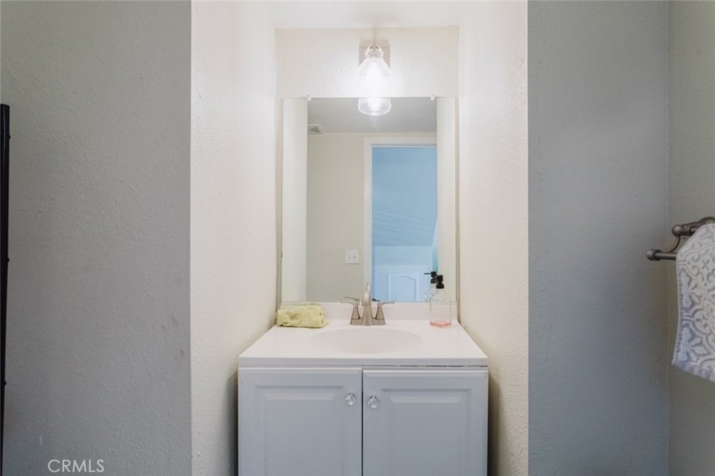45041 Colleen Drive - Photo 9
