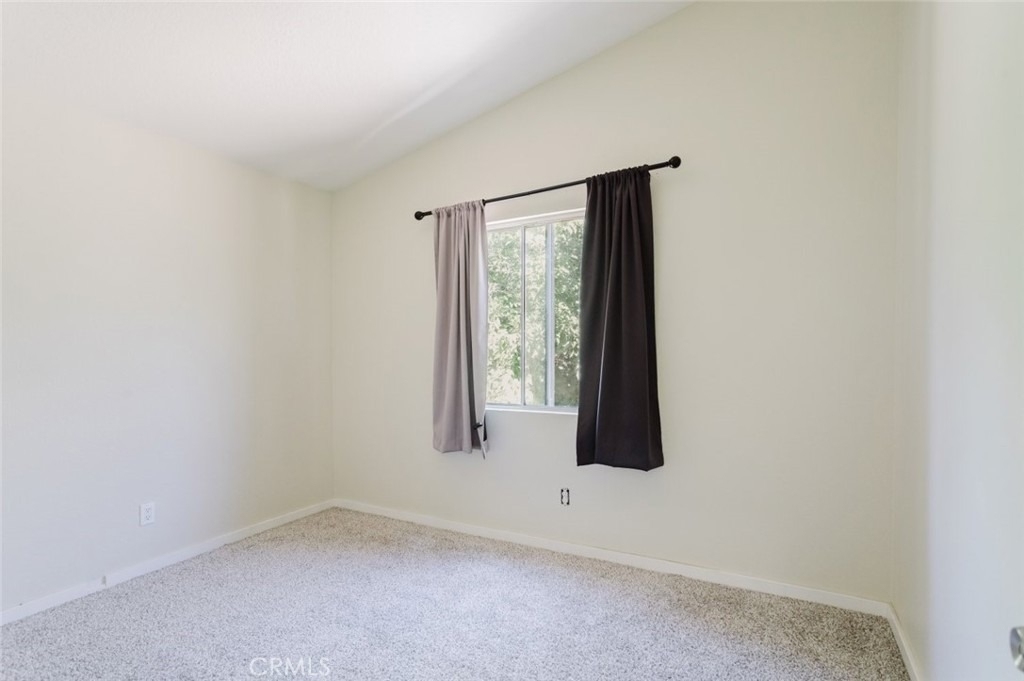 45041 Colleen Drive - Photo 11