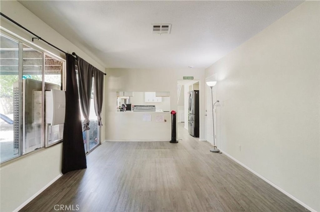 45041 Colleen Drive - Photo 4