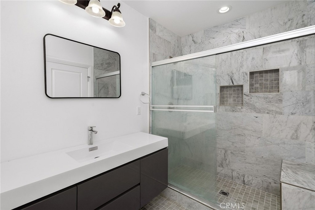 8341 Delco Avenue - Photo 17