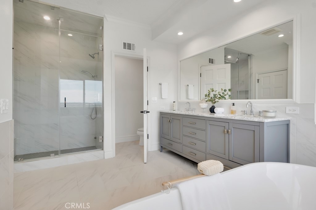 5952 Woodland View Drive - Photo 12