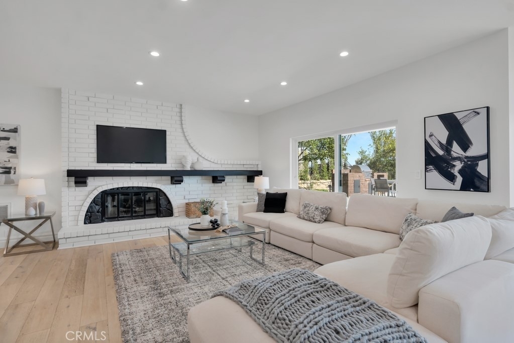 5952 Woodland View Drive - Photo 5