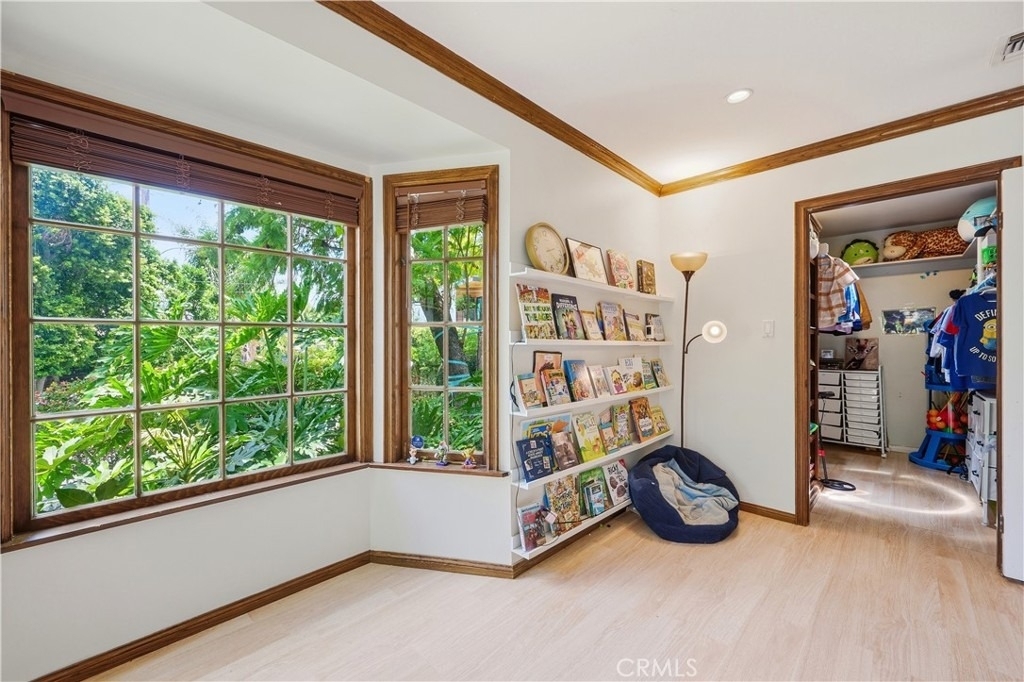 18000 Karen Drive - Photo 34