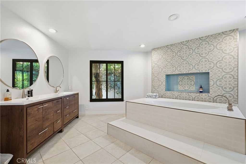 18000 Karen Drive - Photo 28