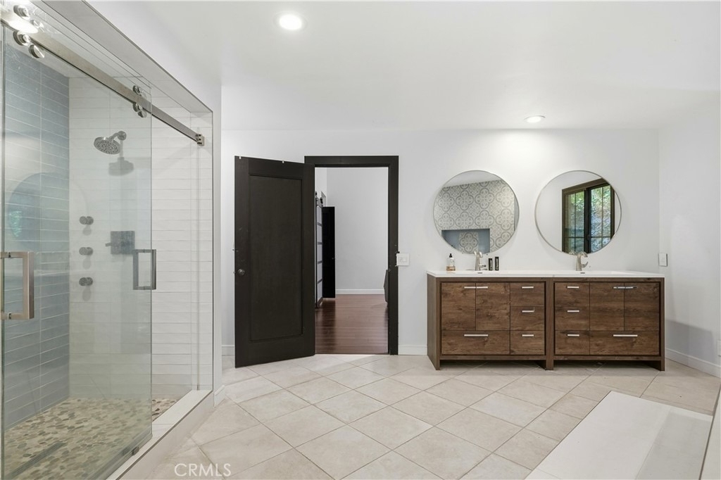 18000 Karen Drive - Photo 30