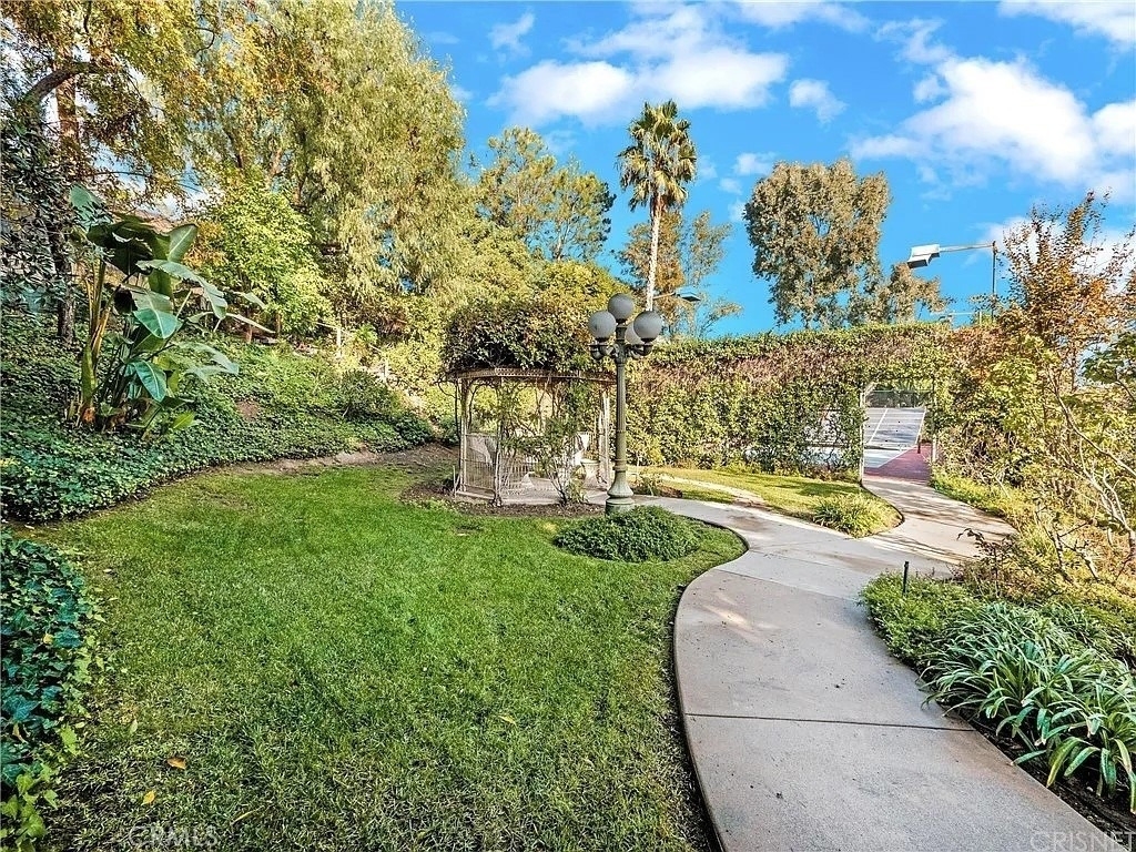 18000 Karen Drive - Photo 69