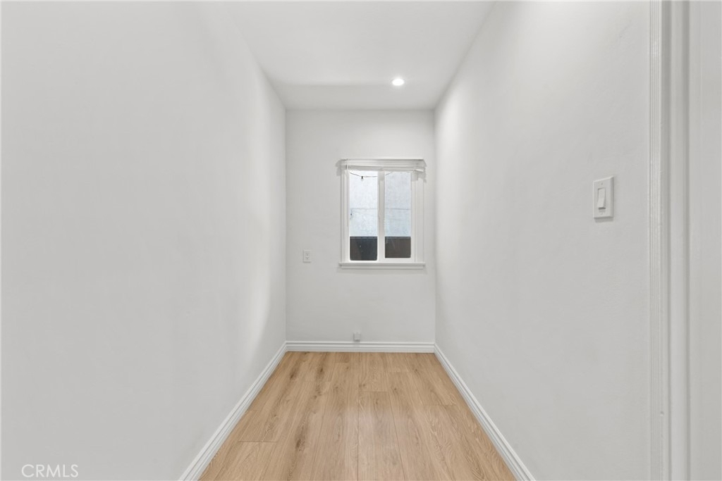 14618 Moorpark Street - Photo 8