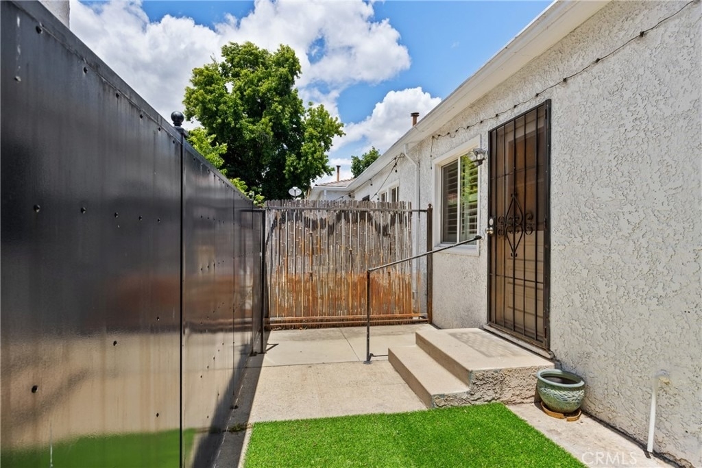 14618 Moorpark Street - Photo 6