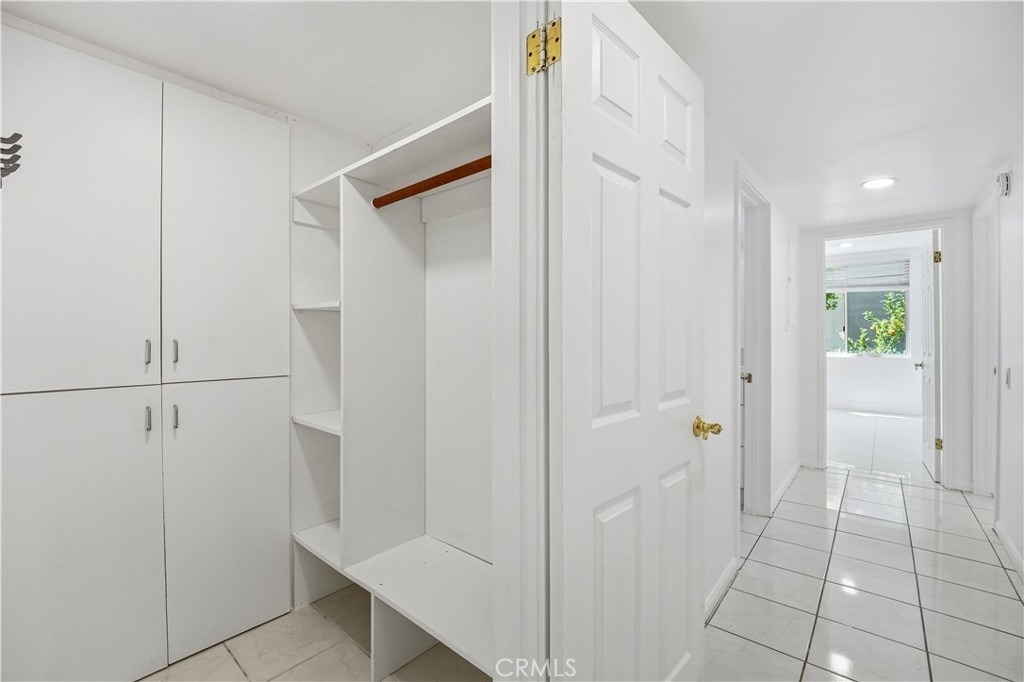 5301 Balboa Boulevard - Photo 16