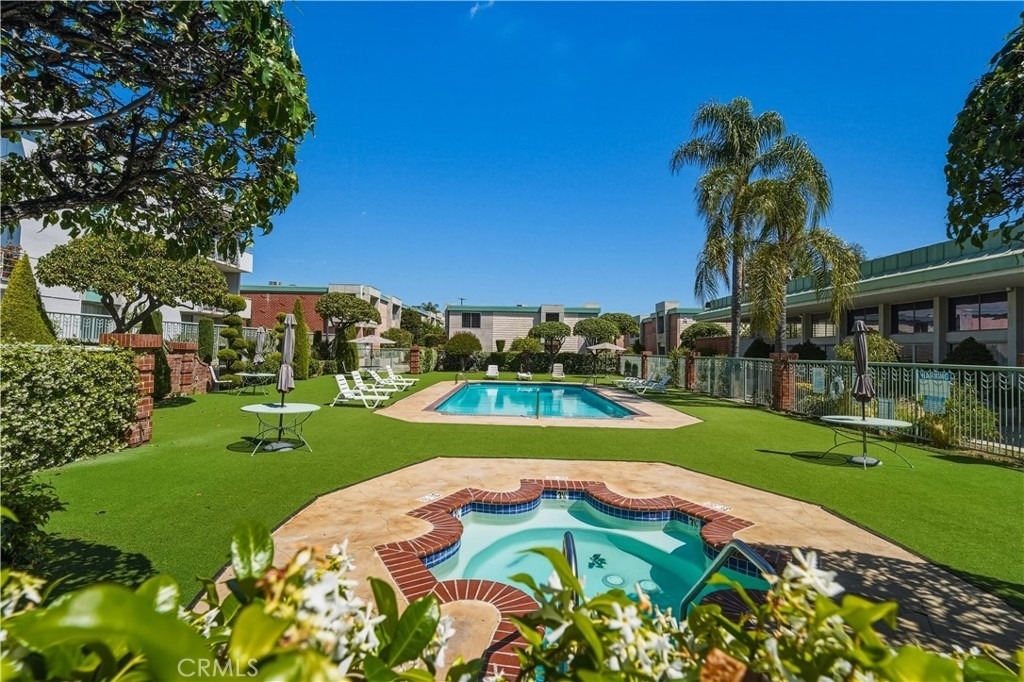 5301 Balboa Boulevard - Photo 34