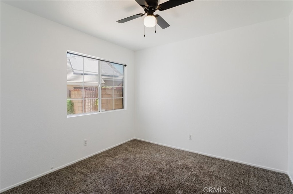 37347 Waterman Avenue - Photo 20