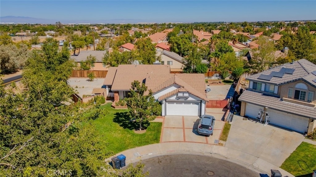 37347 Waterman Avenue - Photo 32