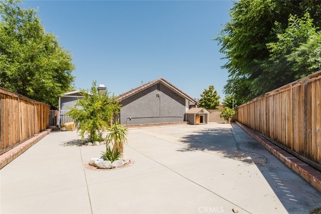 37347 Waterman Avenue - Photo 31