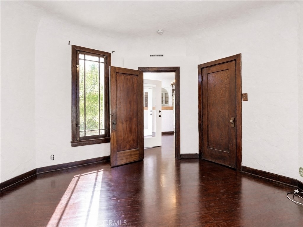 22028 Covello Street - Photo 28