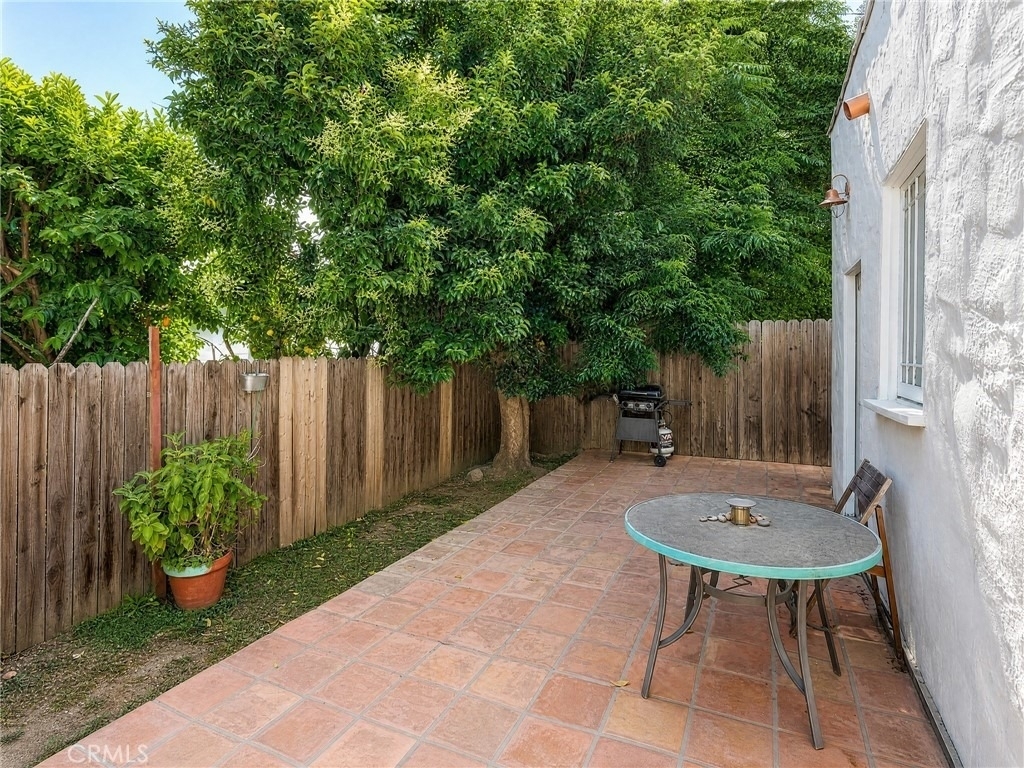 22028 Covello Street - Photo 32