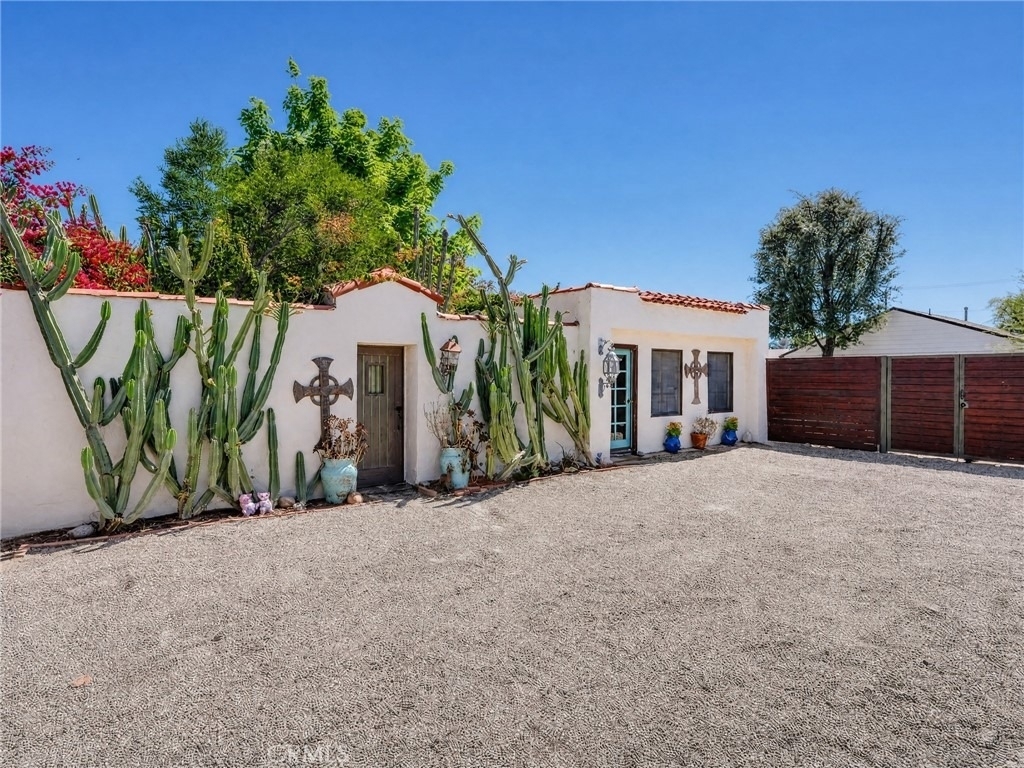 22028 Covello Street - Photo 3