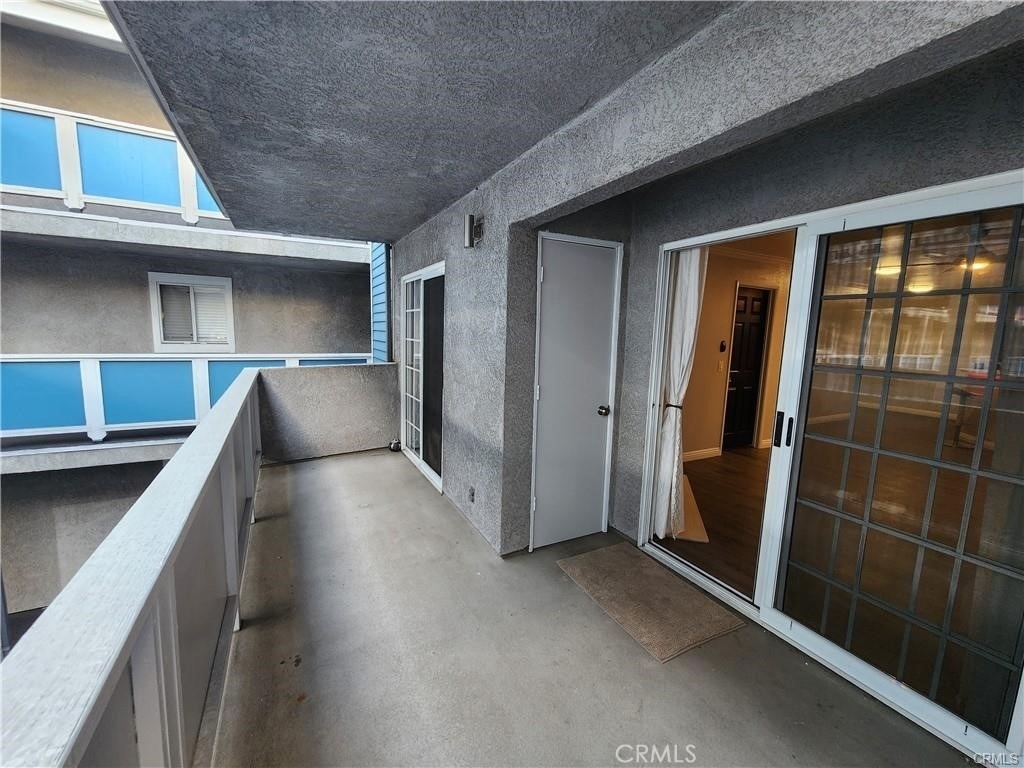 1200 Gaviota Avenue - Photo 22