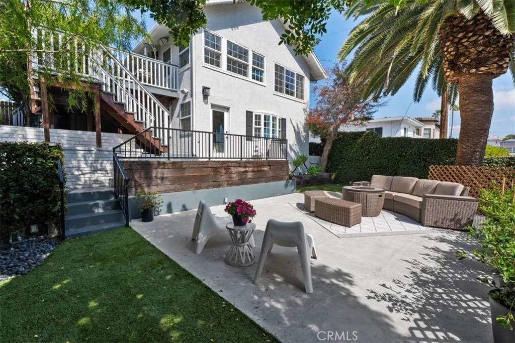 830 Sheldon - Photo 20