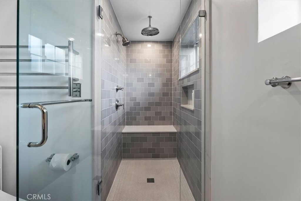830 Sheldon - Photo 16