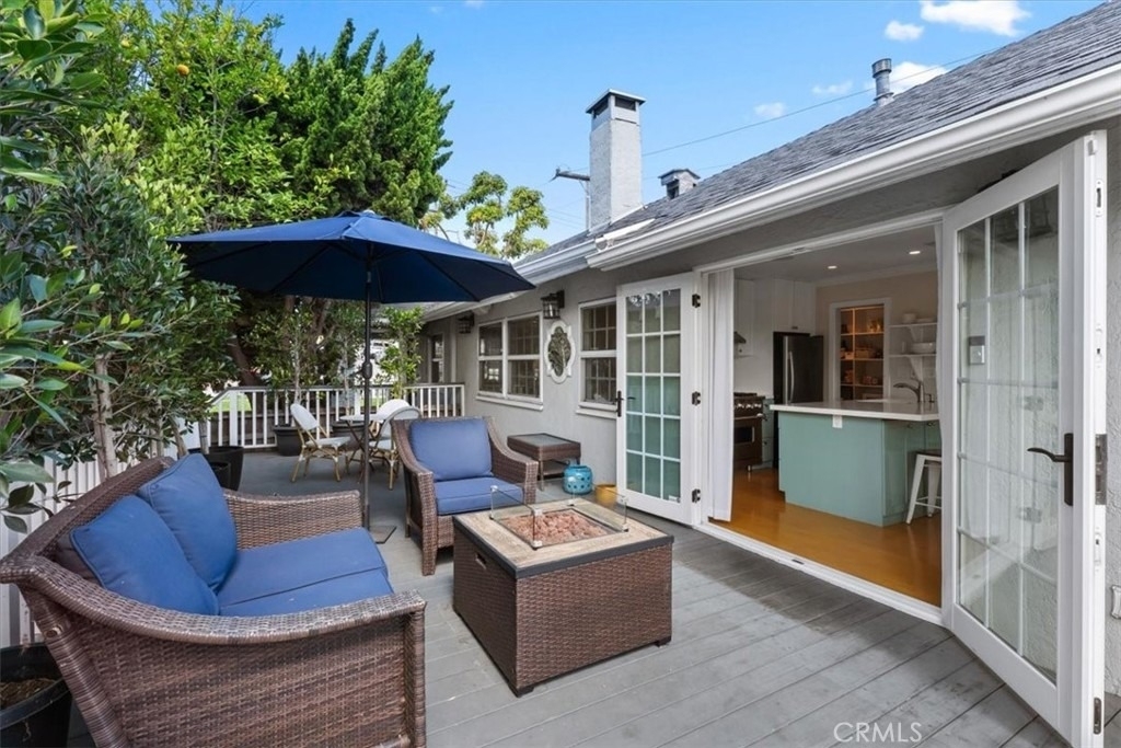 830 Sheldon - Photo 7