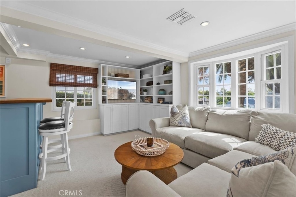 830 Sheldon - Photo 18