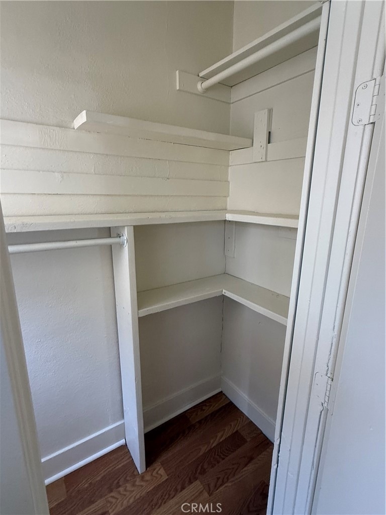 860 W 56th - Photo 6