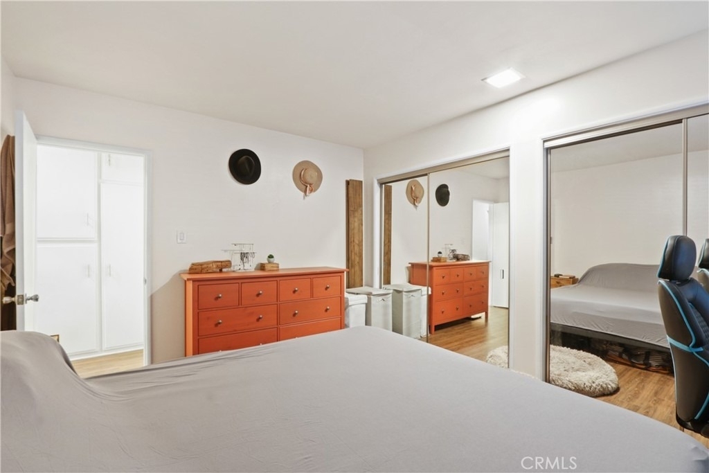 939 E Appleton Street - Photo 7