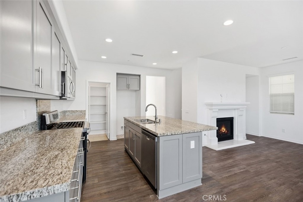68 Fosco Street - Photo 3