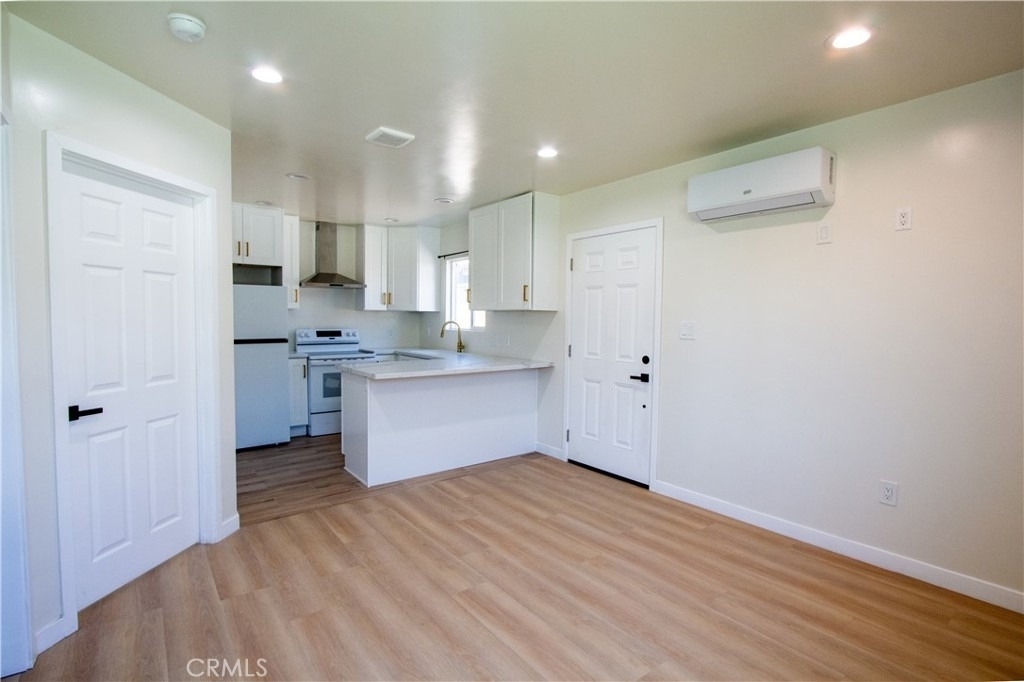 2508 W Picadilly Way - Photo 2