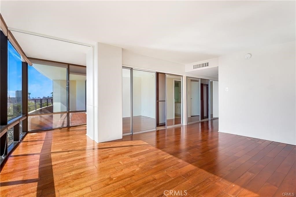 4335 Marina City - Photo 3
