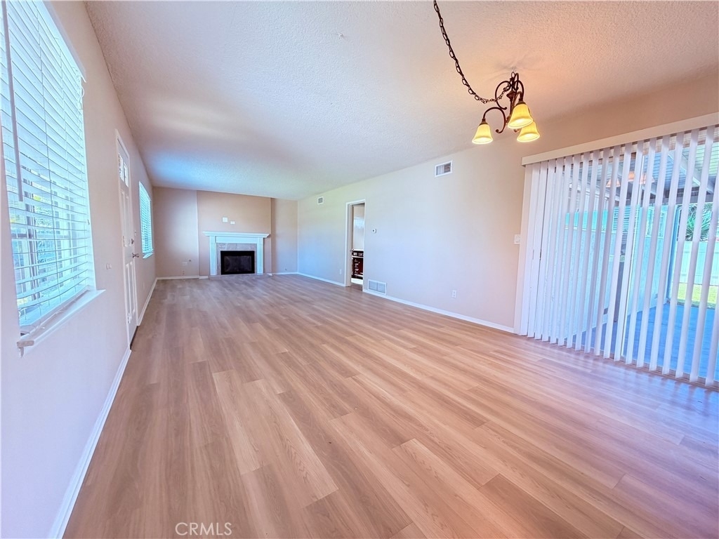 14820 Ragan - Photo 2