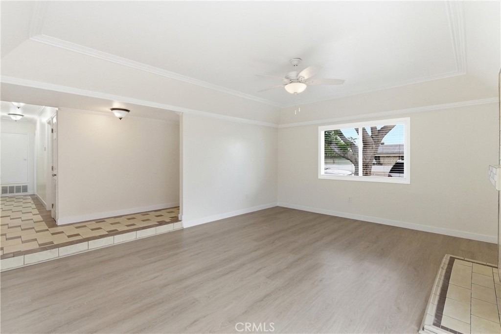 7082 Heil Ave - Photo 9