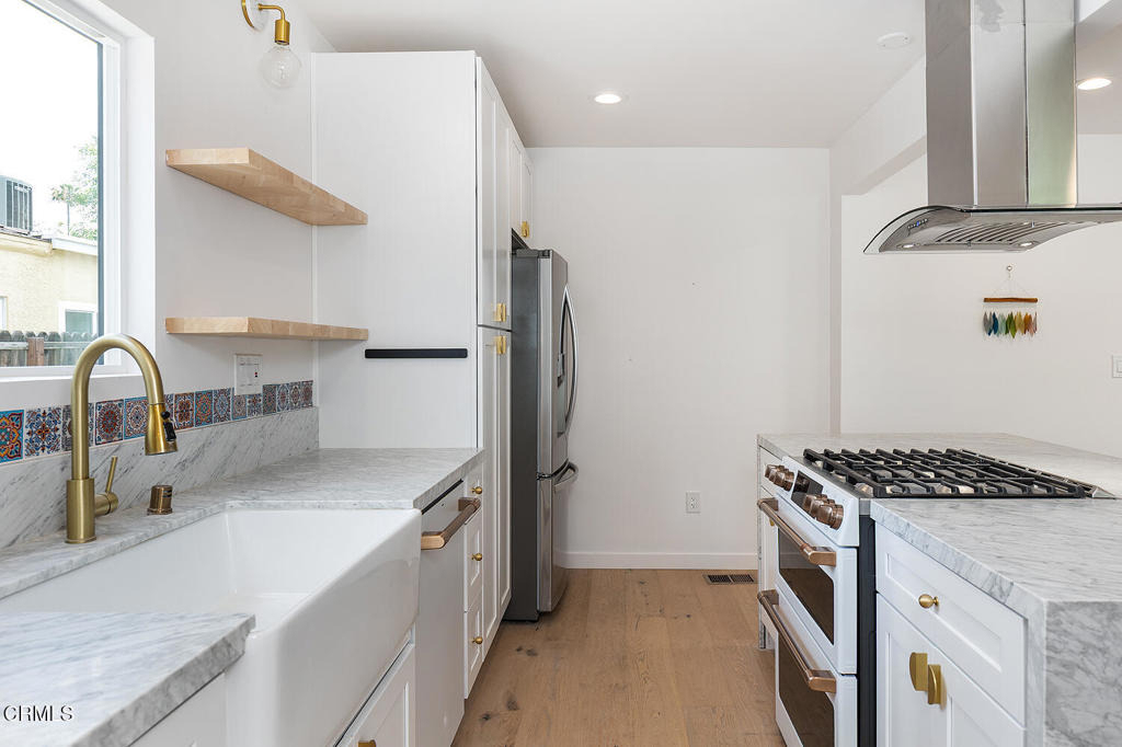 180 W Harriet Street - Photo 7