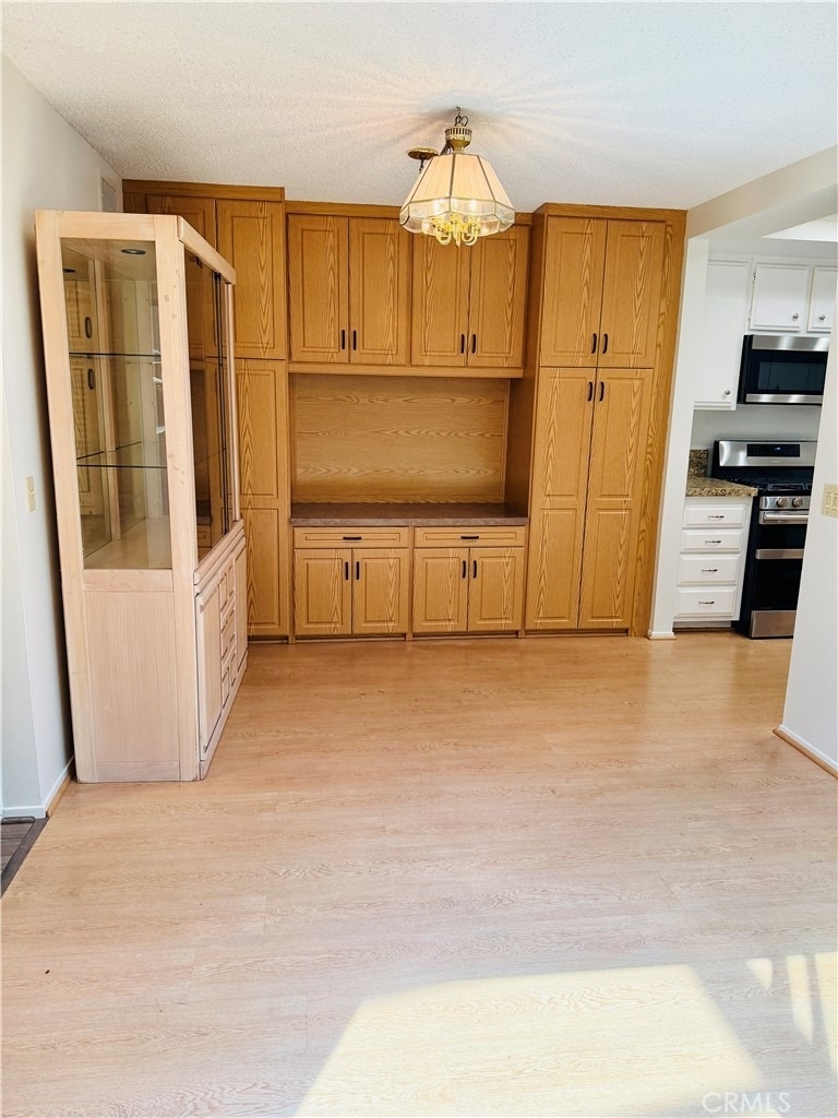 8933 Modesto Circle - Photo 6