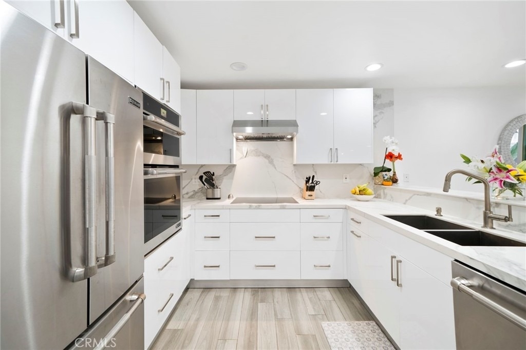 1585 S Coast - Photo 8
