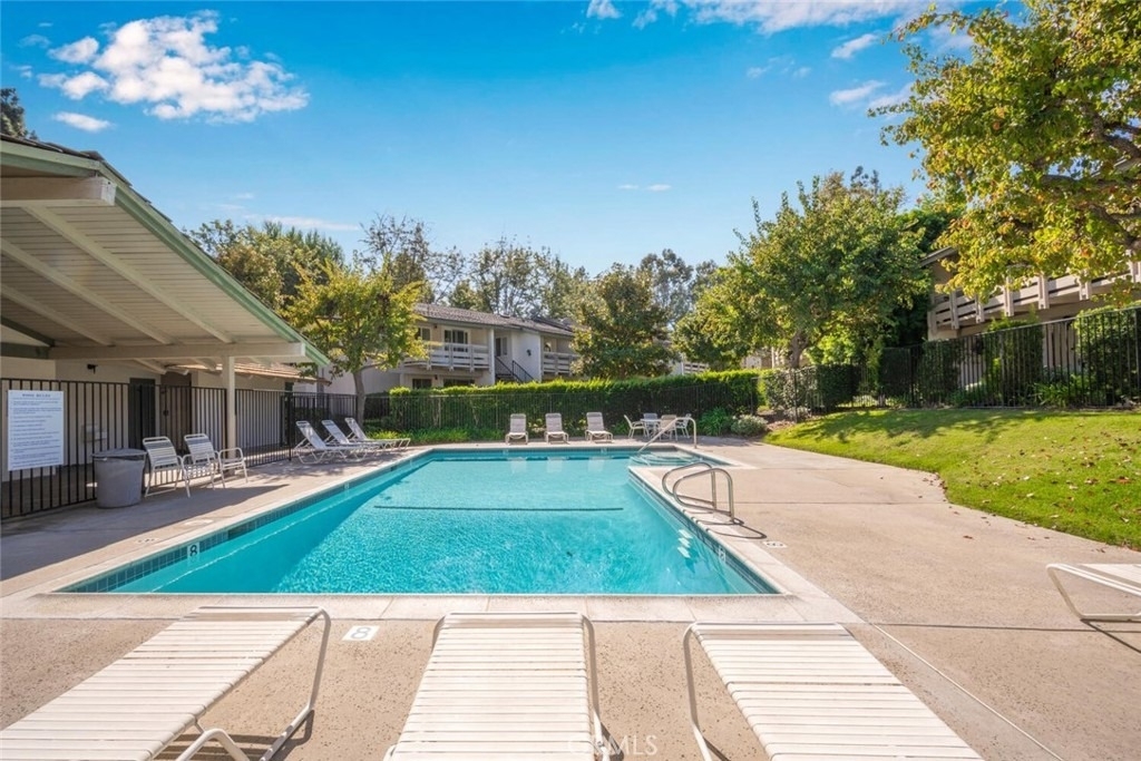 23732 Hillhurst - Photo 13