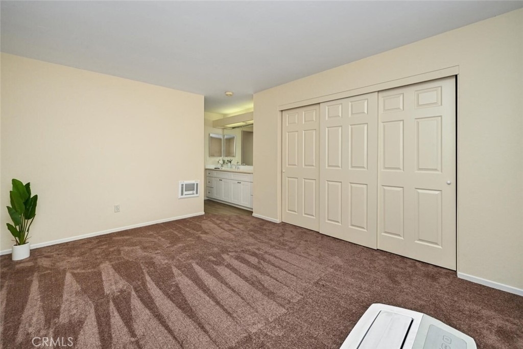 23732 Hillhurst - Photo 11