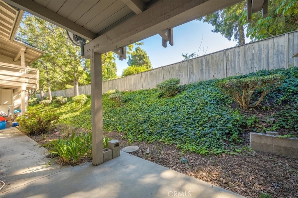 23732 Hillhurst - Photo 7