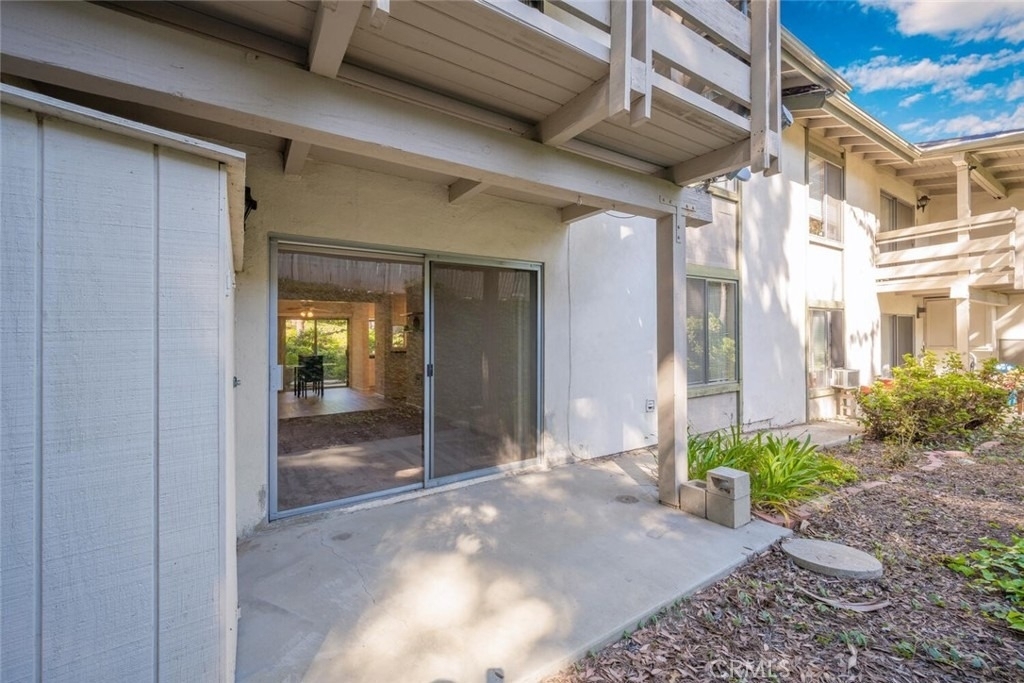 23732 Hillhurst - Photo 15