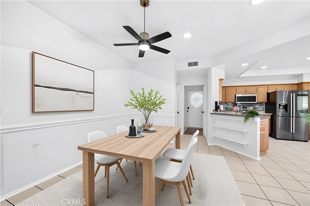 32 Carlsbad - Photo 4