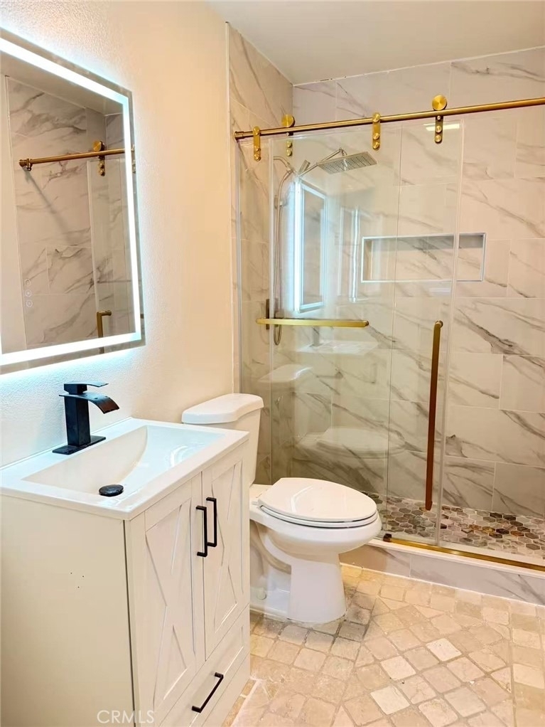 32 Carlsbad - Photo 3