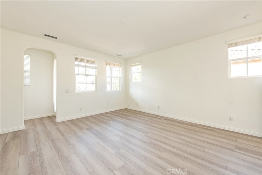 32 Sebastian - Photo 18