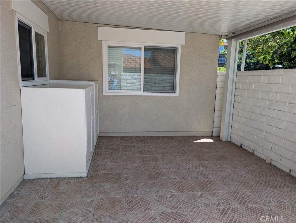 2165 Via Mariposa - Photo 25